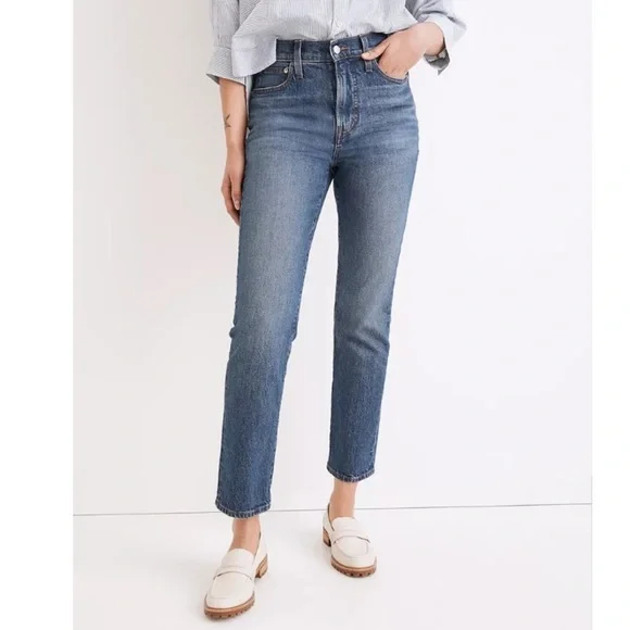 Madewell Perfect Vintage Crop Jean in Cartigan Wash Mid Wash Color Distressed 28